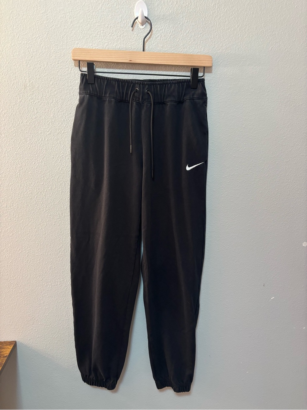 Nike Womens Black Jogger Sweatpants‎ White Swoosh Logo XS